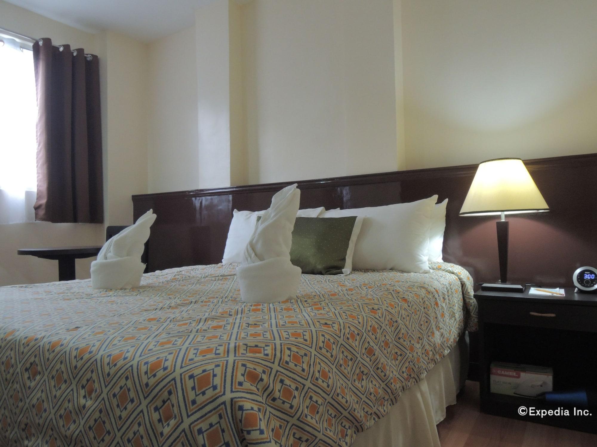 Days Hotel Cebu - Toledo Екстер'єр фото